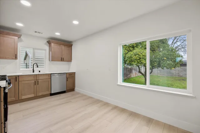 $299,000 | 811 Francis Way, Yuba City, CA 95991