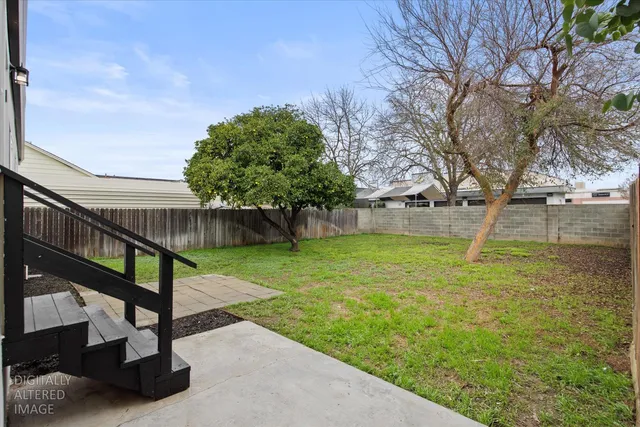 $299,000 | 811 Francis Way, Yuba City, CA 95991