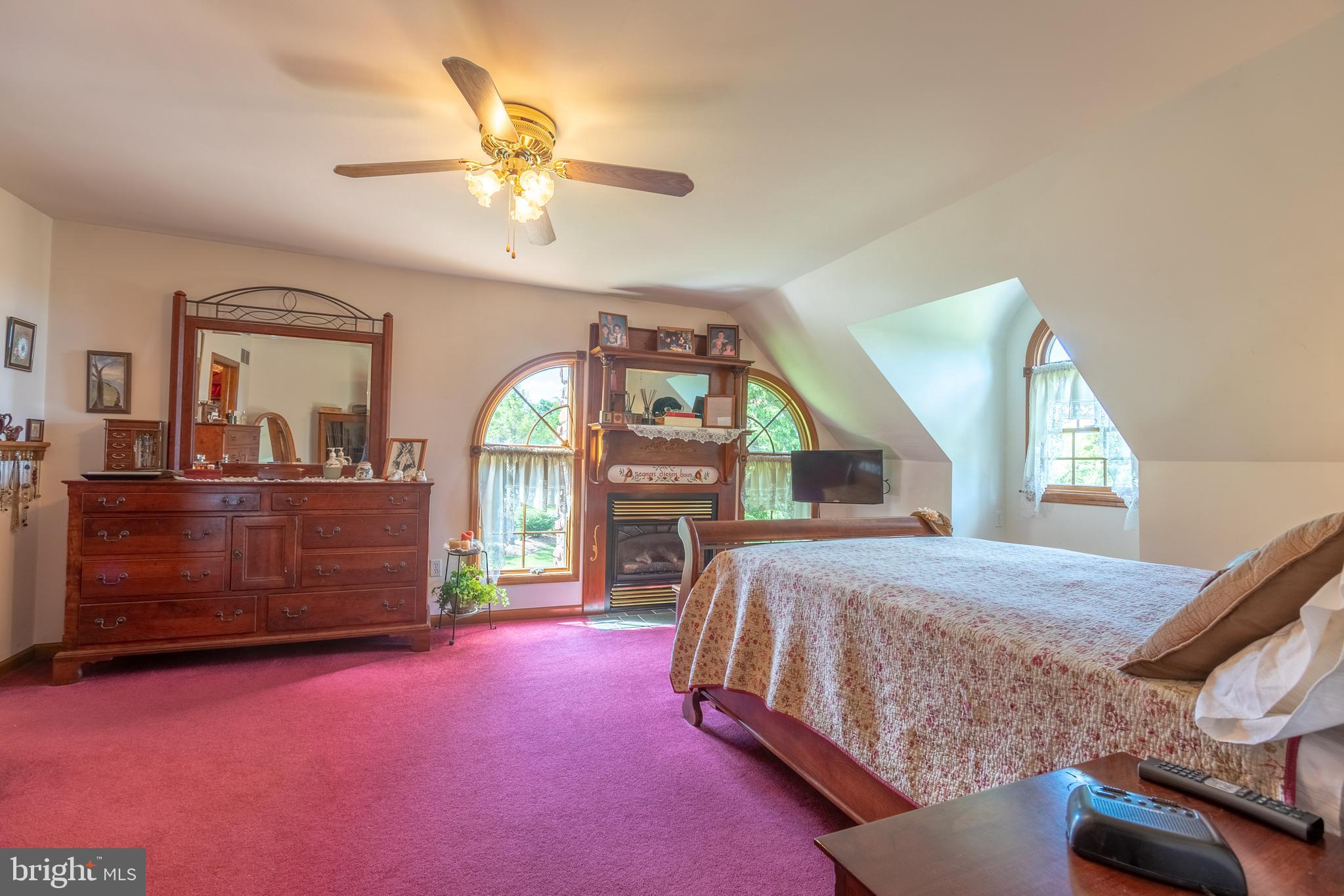 3276 Hillegass Road Pennsburg, PA 18073 - Photo 21 of 60 Gallery Image 21