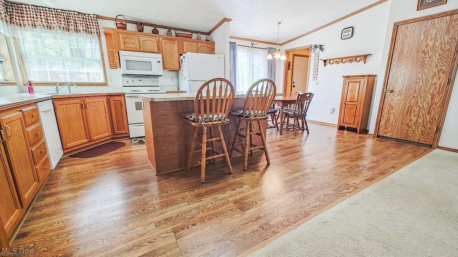 11424 Beard Road New Springfield, OH 44443 - Photo 4 of 36