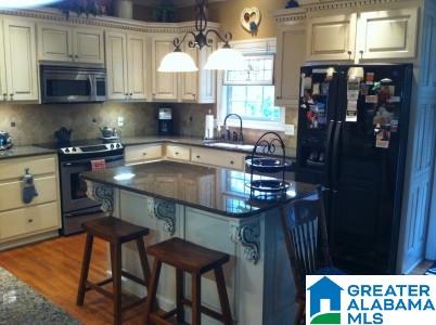 1813 Justice Way Kimberly, AL 35091 - Photo 3 of 6