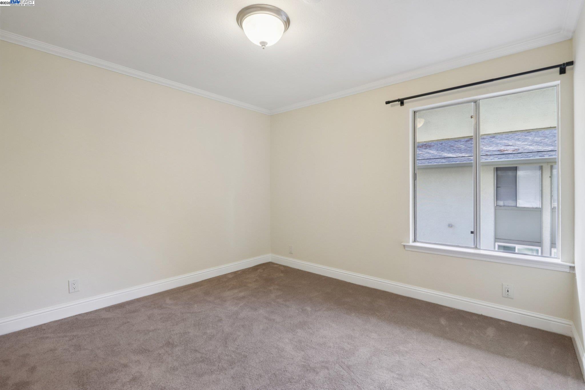 2720 Oak Road, Unit 127 Walnut Creek, CA 94597 - Photo 16 of 38