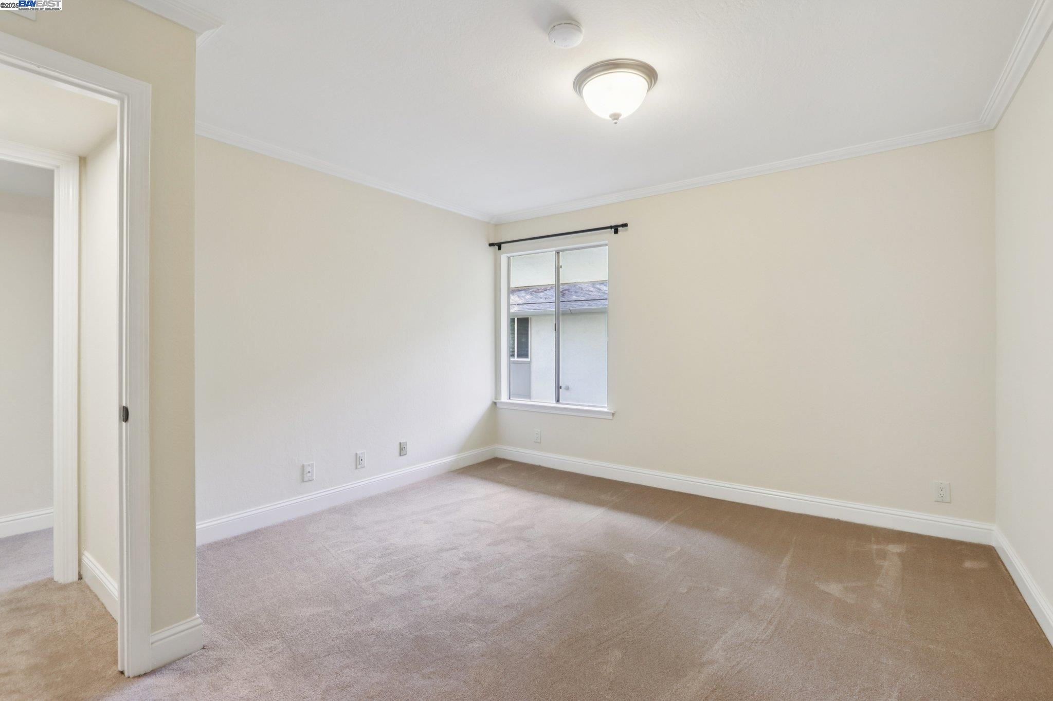 2720 Oak Road, Unit 127 Walnut Creek, CA 94597 - Photo 18 of 38