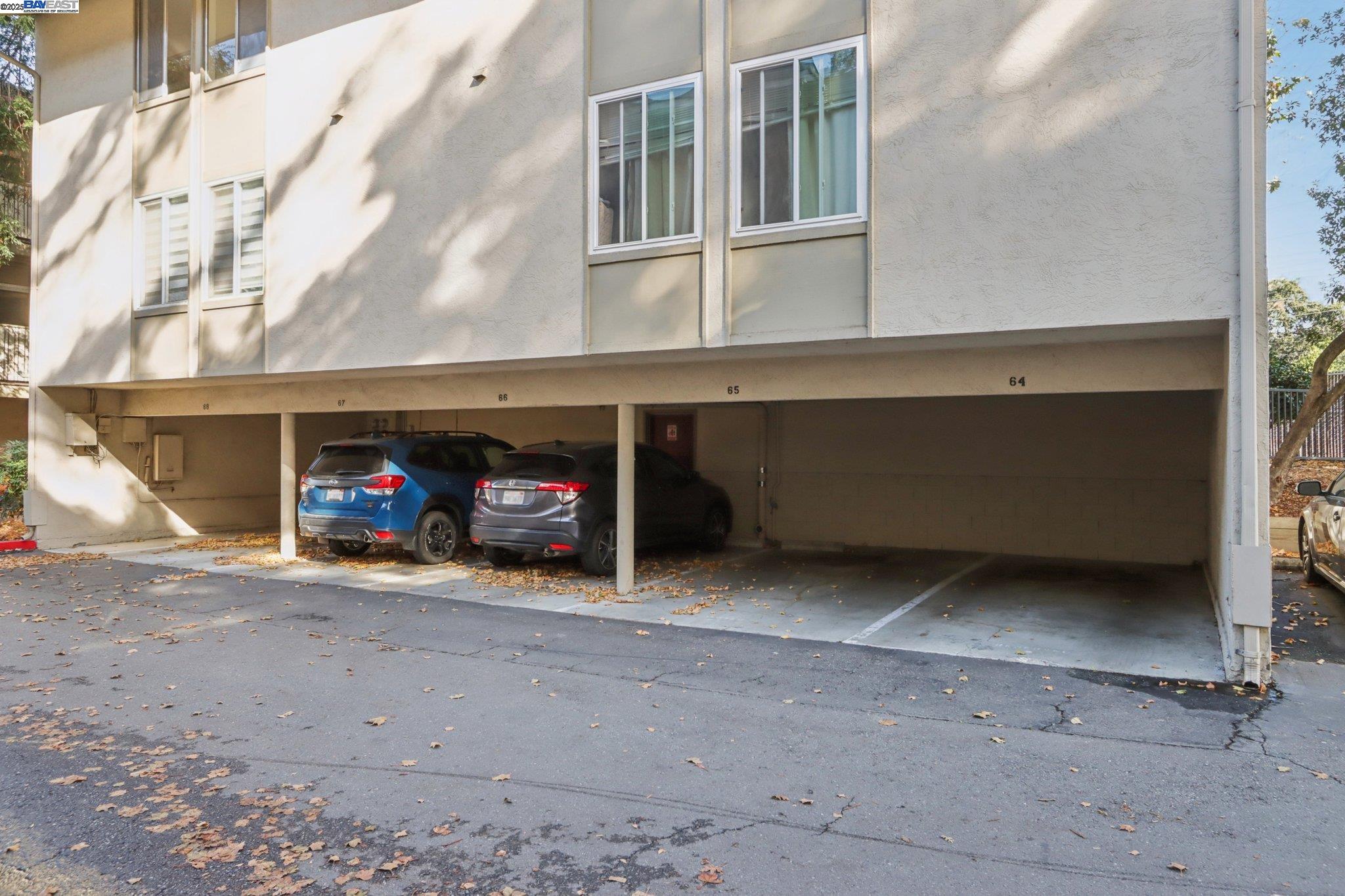 2720 Oak Road, Unit 127 Walnut Creek, CA 94597 - Photo 30 of 38