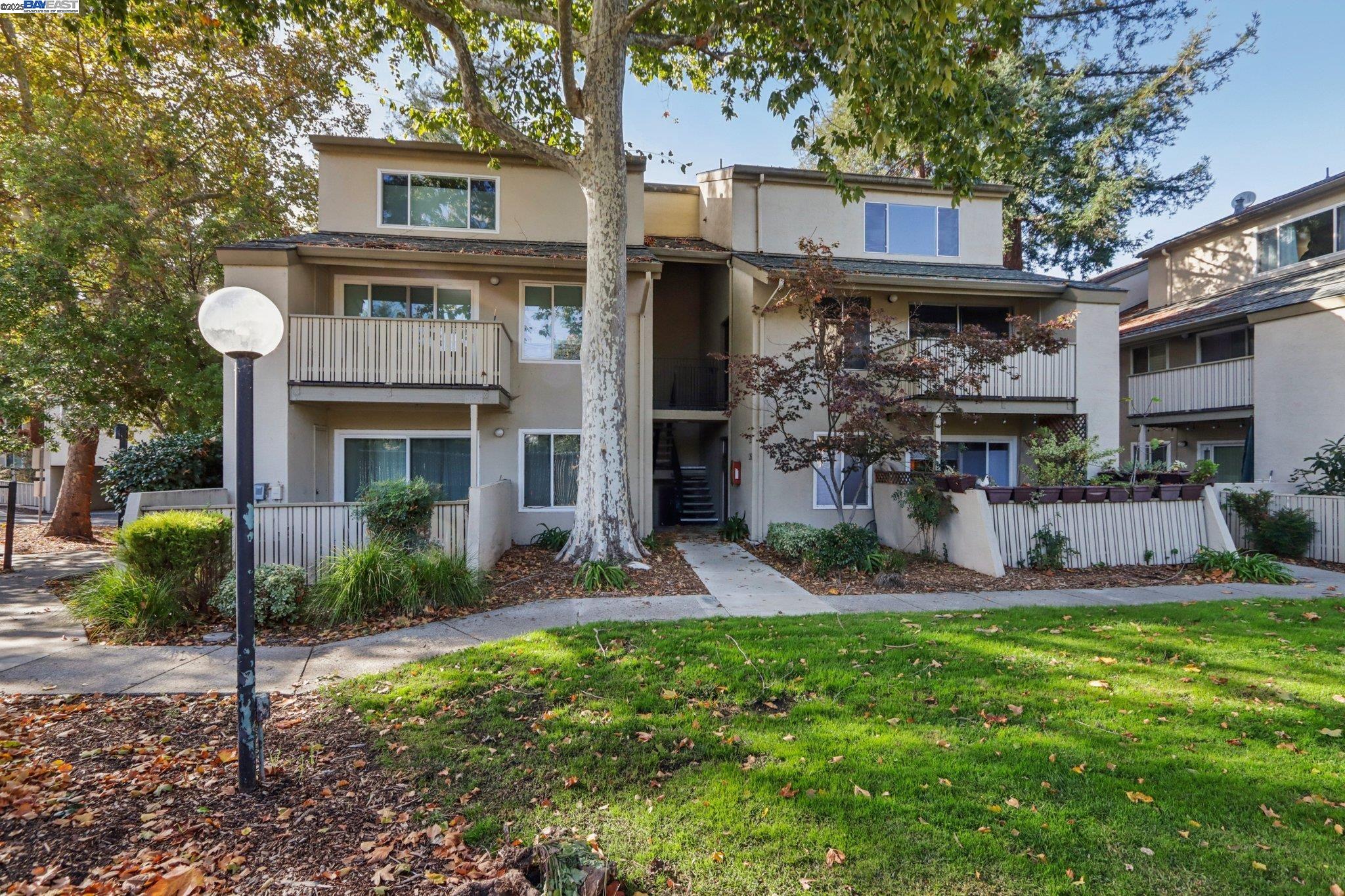 2720 Oak Road, Unit 127 Walnut Creek, CA 94597 - Photo 36 of 38