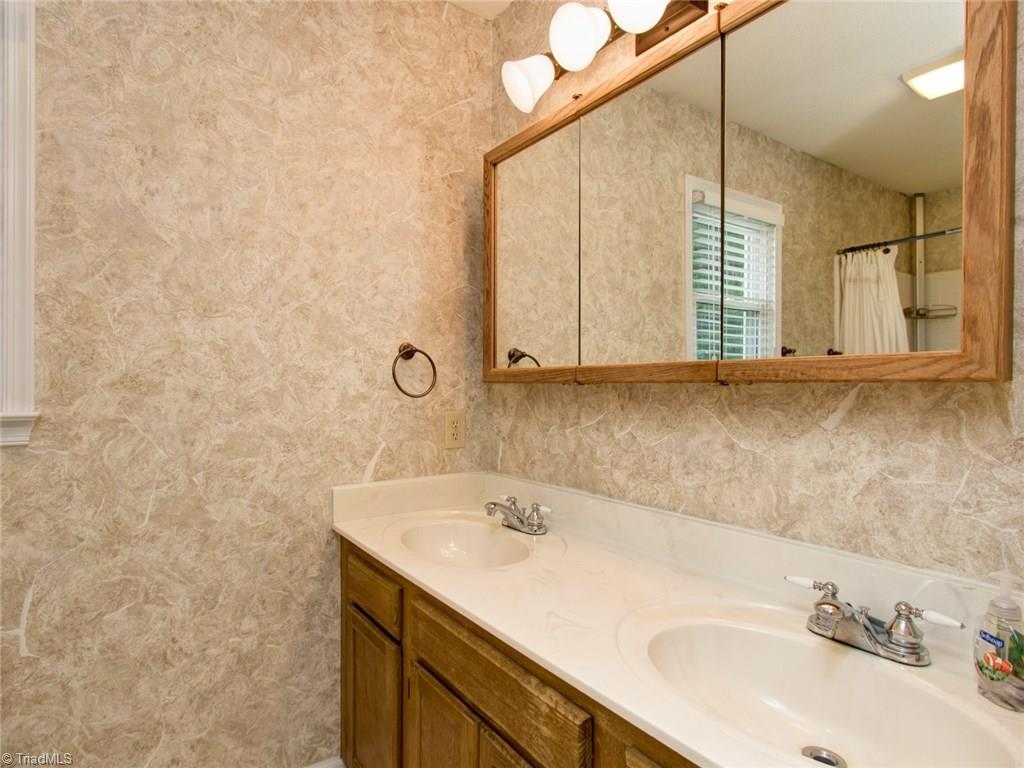 4112 Appleton Road Greensboro, NC 27405 - Photo 19 of 30 Gallery Image 19