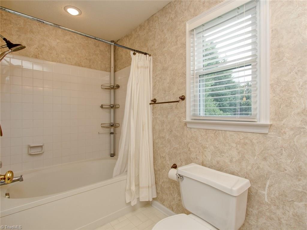 4112 Appleton Road Greensboro, NC 27405 - Photo 20 of 30 Gallery Image 20