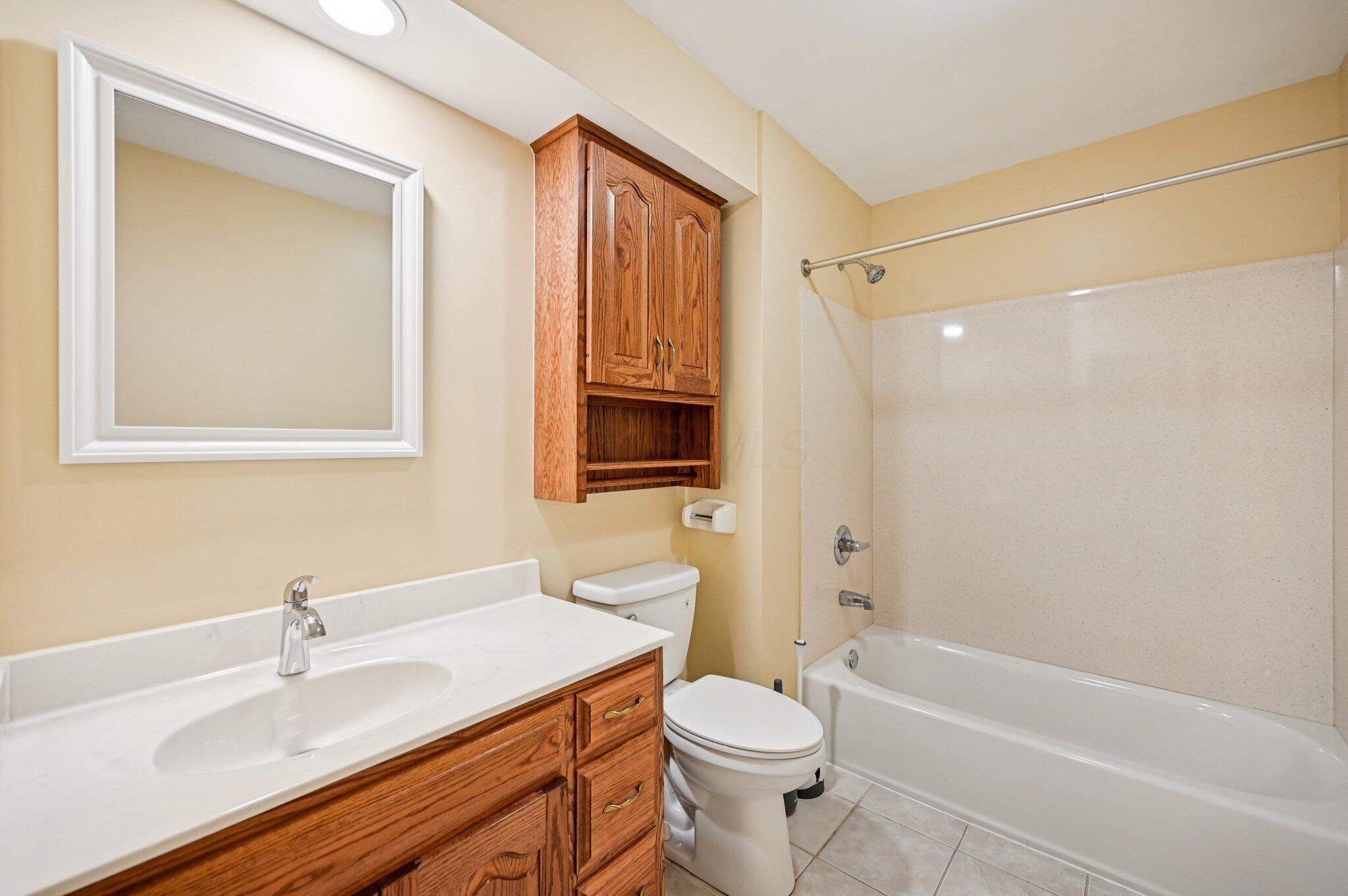 3701 Reed Road Columbus, OH 43220 - Photo 21 of 22 29-web-or-mls-Reed Rd-S0411-021