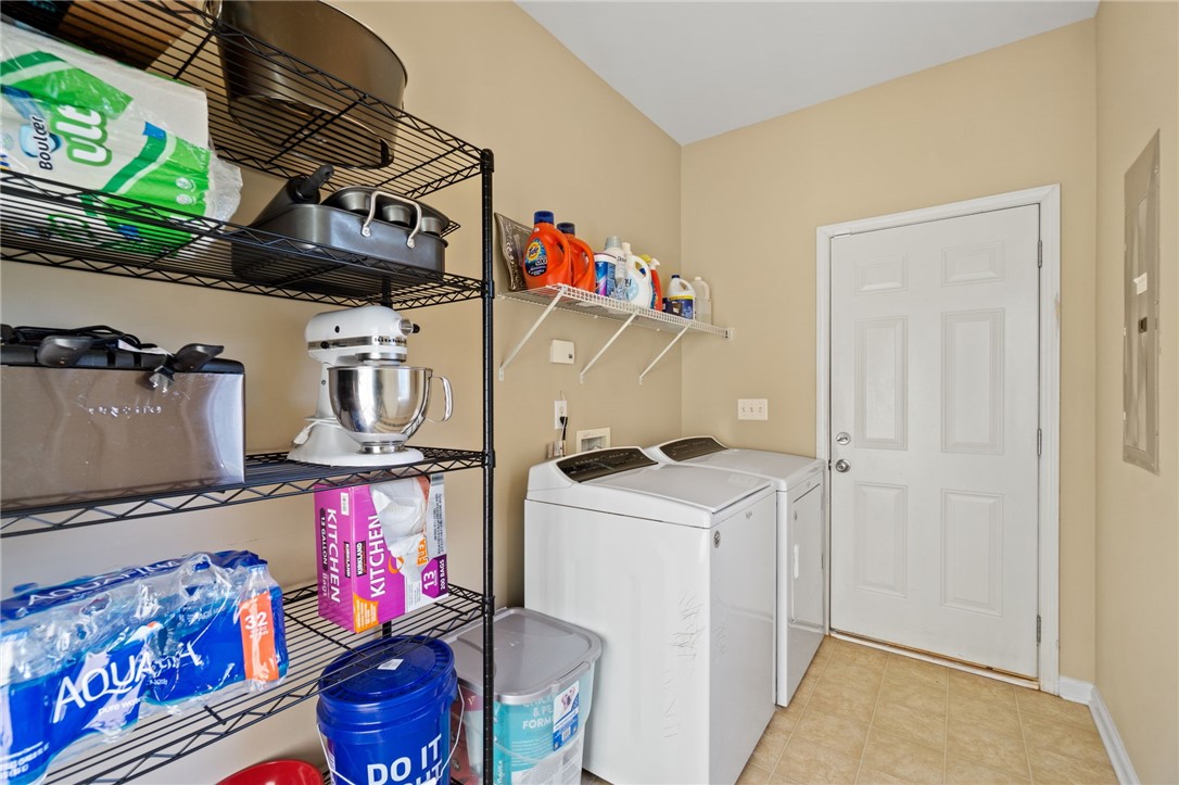 226 Streams Way Anderson, SC 29625 - Photo 11 of 25 Laundry