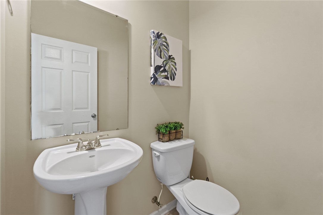 226 Streams Way Anderson, SC 29625 - Photo 12 of 25 Half Bath
