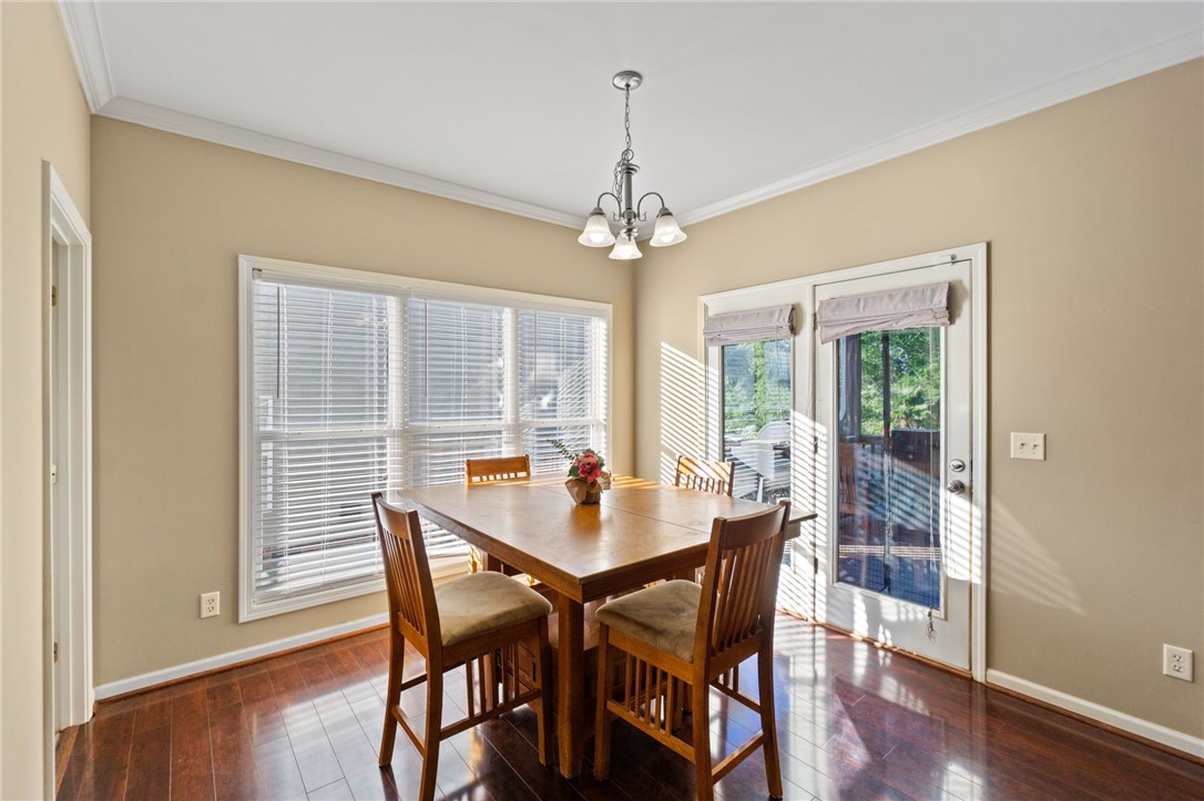 226 Streams Way Anderson, SC 29625 - Photo 4 of 25 Breakfast Nook