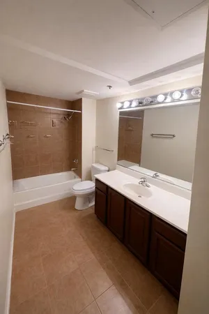 $225,000 | 1550 South Blue Island Avenue, Unit 721, Chicago, IL 60608