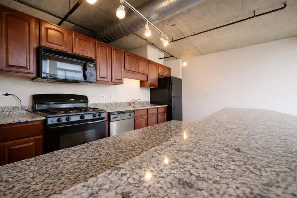 $225,000 | 1550 South Blue Island Avenue, Unit 721, Chicago, IL 60608