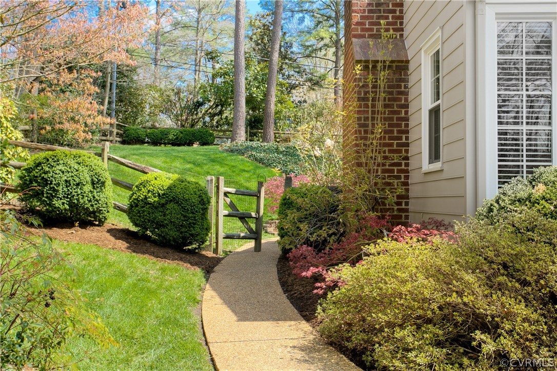 7715 Wood Road Henrico, VA 23229 - Photo 9 of 49 Gallery Image 9