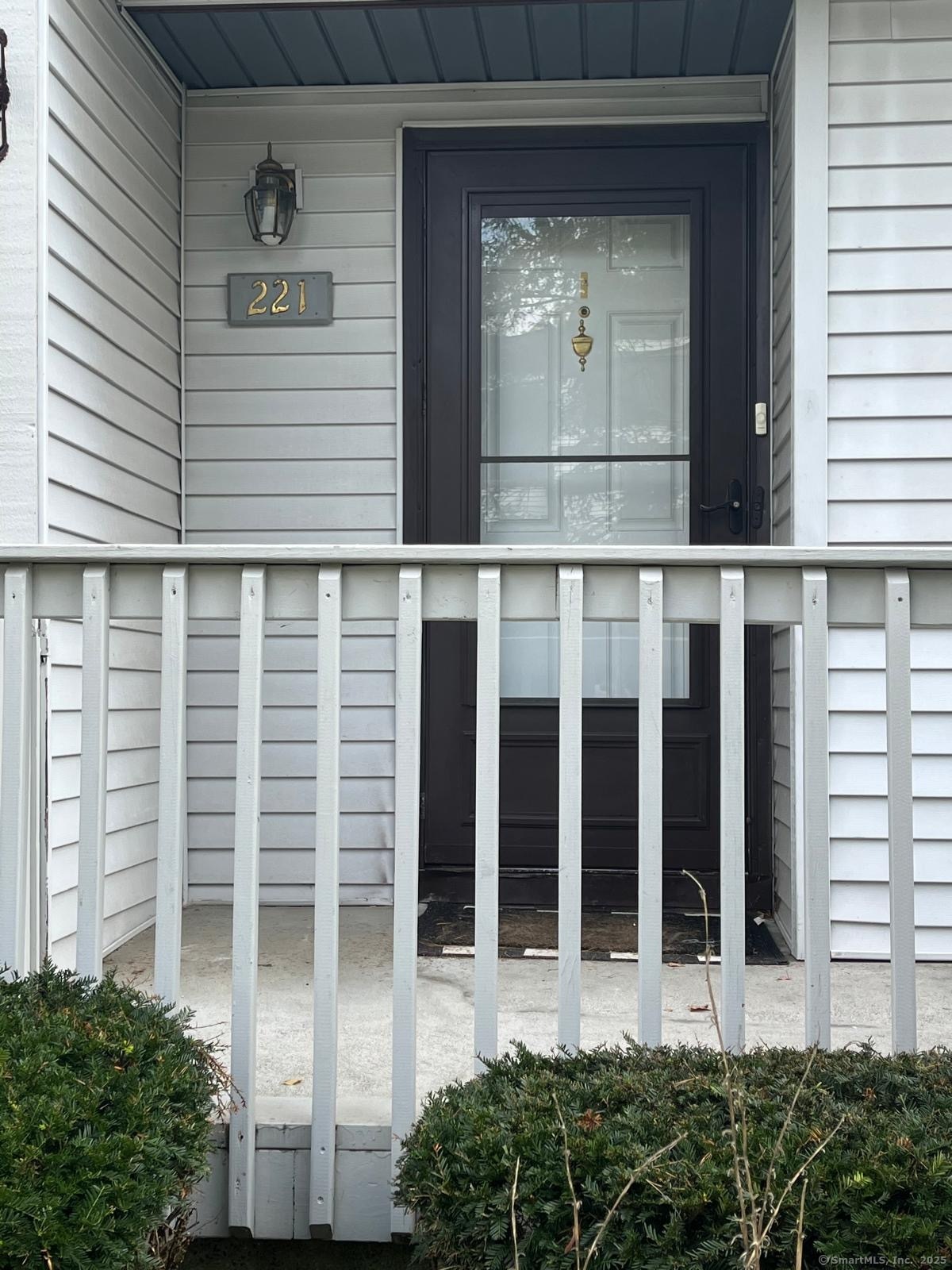 221 Cottonwood Road, Unit 221 Newington, CT 06111 - Photo 2 of 20