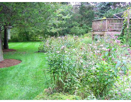 390 North Road Bedford, MA 01730 - Photo 13 of 24 Gallery Image 13