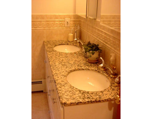 390 North Road Bedford, MA 01730 - Photo 21 of 24 Gallery Image 21