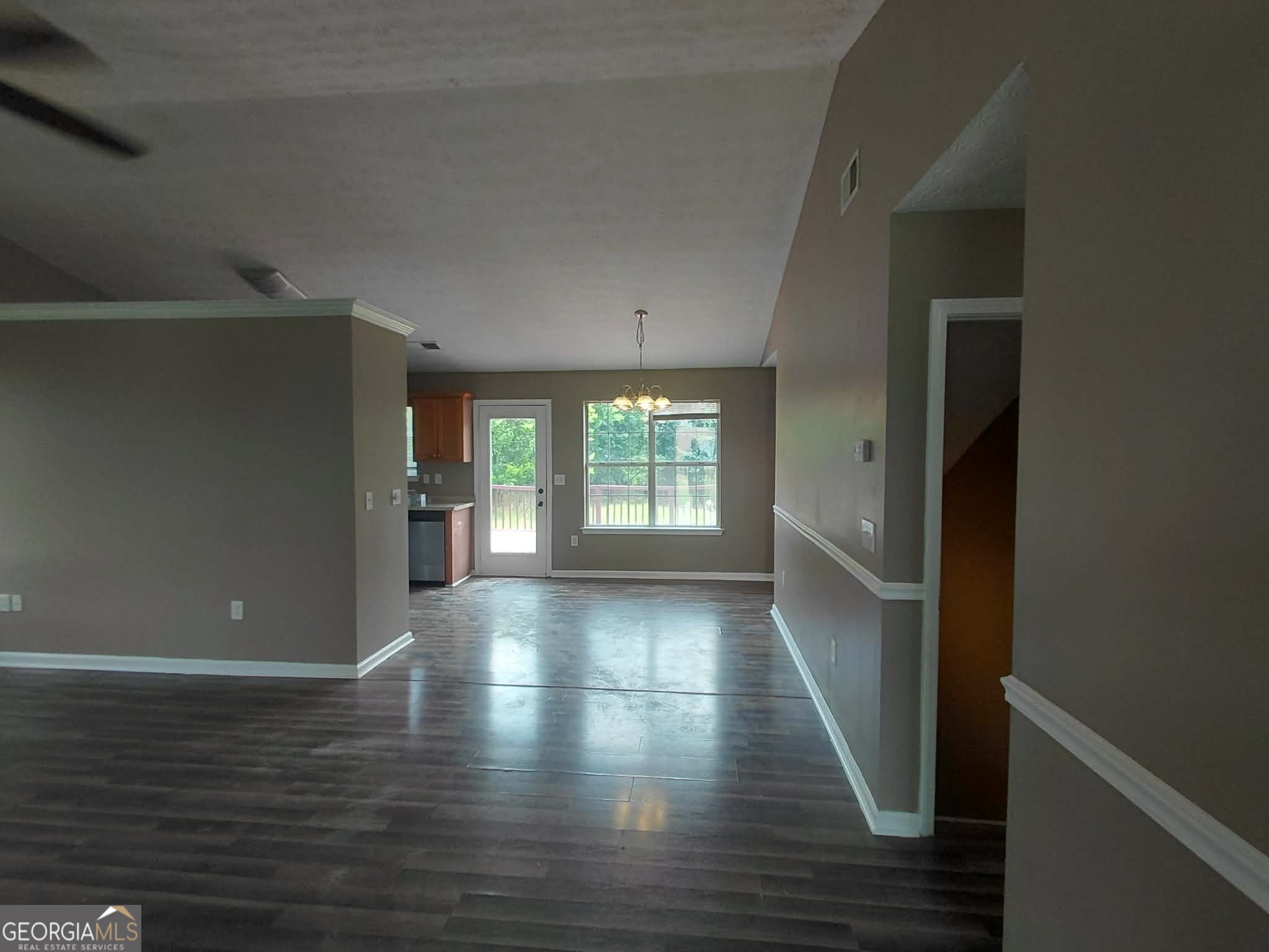 75 Linsley Way Covington, GA 30016 - Photo 4 of 24