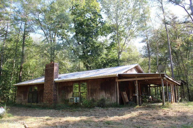 $429,000 | 1200 Harris Chapel Road, Michigan City, MS 38647