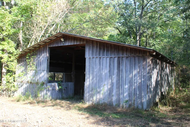 $429,000 | 1200 Harris Chapel Road, Michigan City, MS 38647