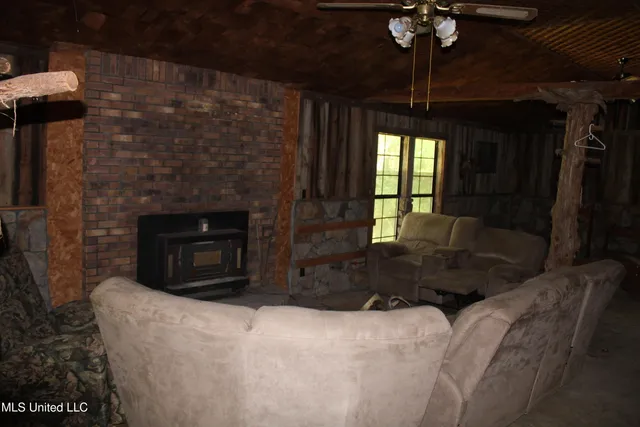 $429,000 | 1200 Harris Chapel Road, Michigan City, MS 38647