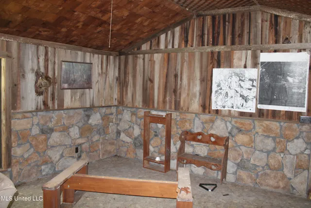 $429,000 | 1200 Harris Chapel Road, Michigan City, MS 38647