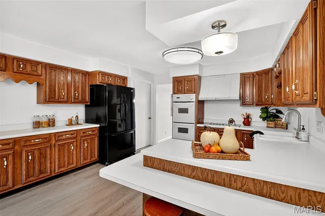 $345,000 | 313 Hazelwood Drive, Alhambra, IL 62001