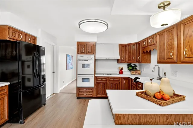 $345,000 | 313 Hazelwood Drive, Alhambra, IL 62001