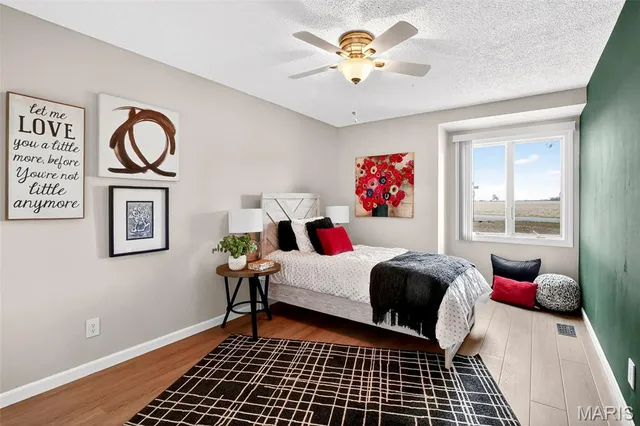 $345,000 | 313 Hazelwood Drive, Alhambra, IL 62001