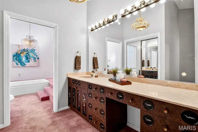 $345,000 | 313 Hazelwood Drive, Alhambra, IL 62001