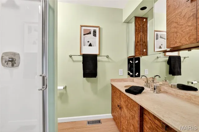 $345,000 | 313 Hazelwood Drive, Alhambra, IL 62001