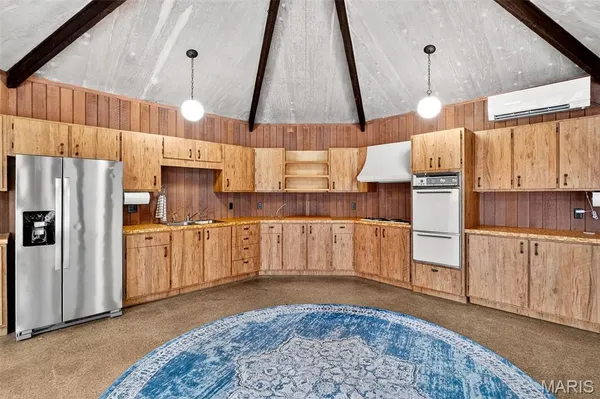 $345,000 | 313 Hazelwood Drive, Alhambra, IL 62001