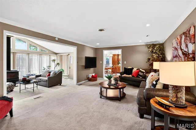 $345,000 | 313 Hazelwood Drive, Alhambra, IL 62001