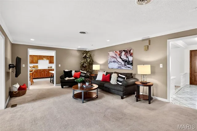 $345,000 | 313 Hazelwood Drive, Alhambra, IL 62001