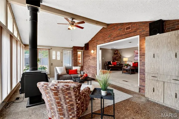 $345,000 | 313 Hazelwood Drive, Alhambra, IL 62001