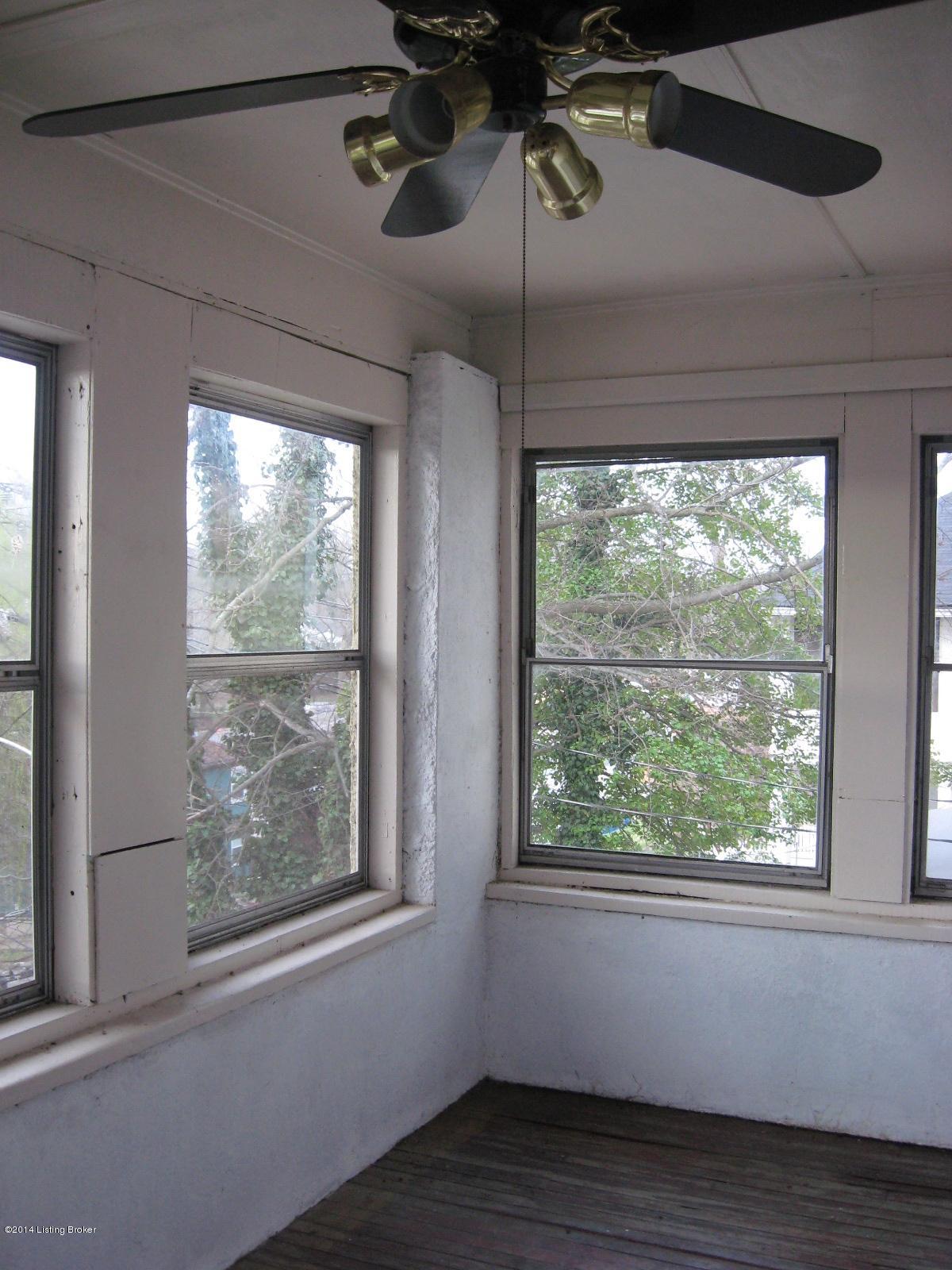 342 Kenilworth Road Louisville, KY 40206 - Photo 10 of 44 2nd Floor Porch