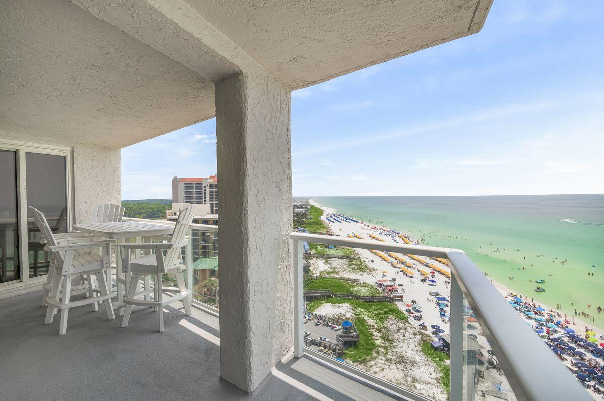 4323 Beachside 2, Unit 323 Miramar Beach, FL 32550 - Photo 7 of 41 a view of sky from balcony