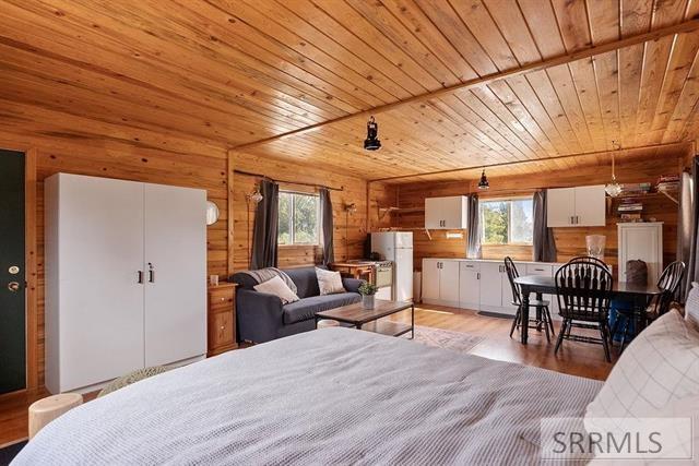 53 Squaw Creek Road Bancroft, ID 83217 - Photo 11 of 52