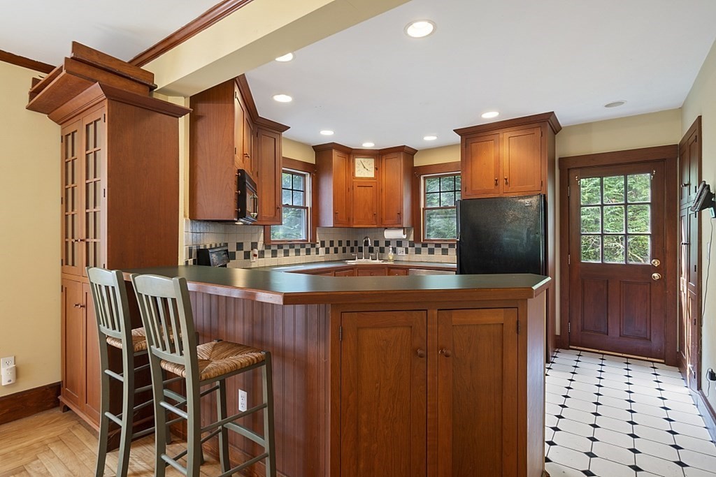 134 Bellevue Road Lynn, MA 01904 - Photo 11 of 36 Gallery Image 11