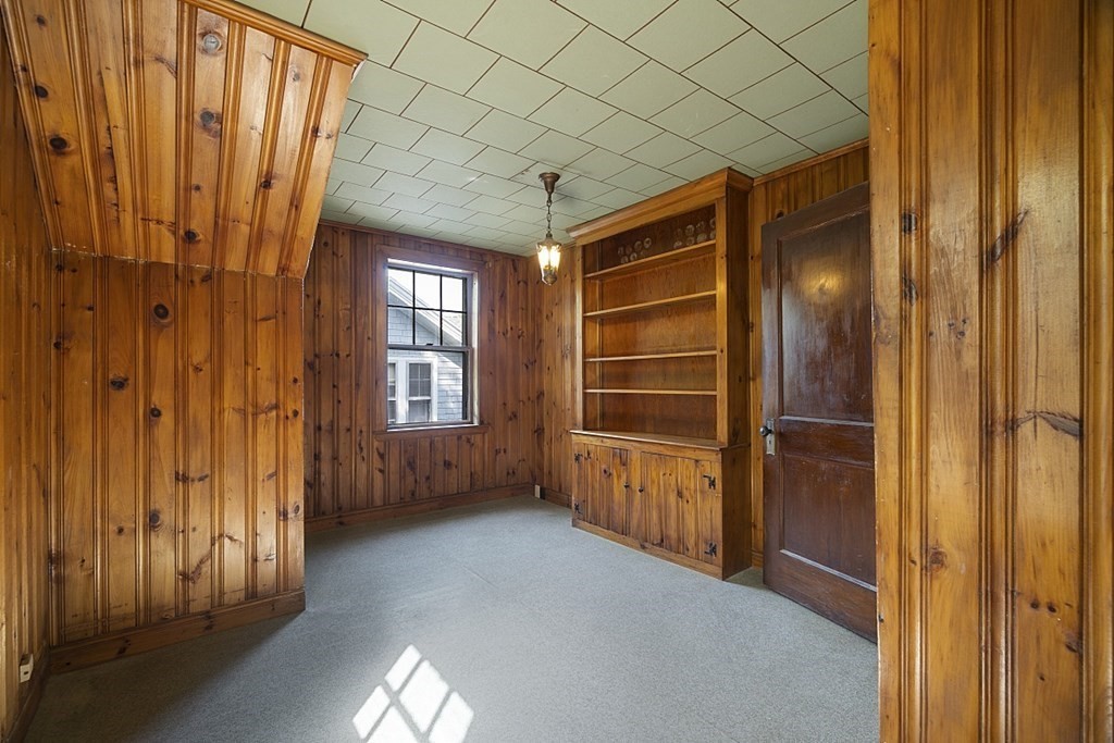 134 Bellevue Road Lynn, MA 01904 - Photo 19 of 36 Gallery Image 19
