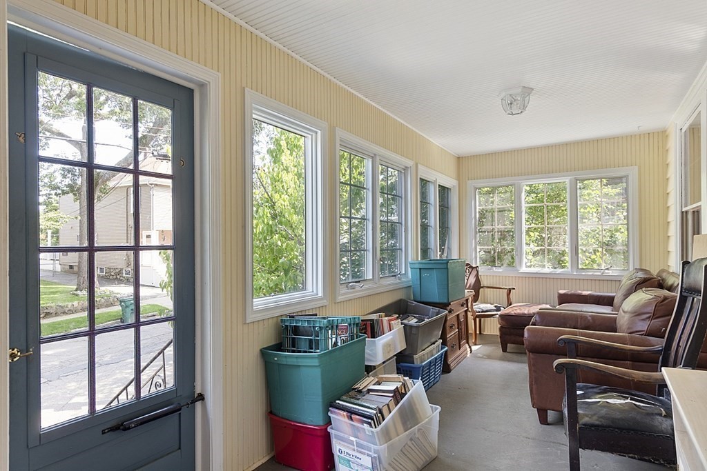 134 Bellevue Road Lynn, MA 01904 - Photo 3 of 36 Gallery Image 3