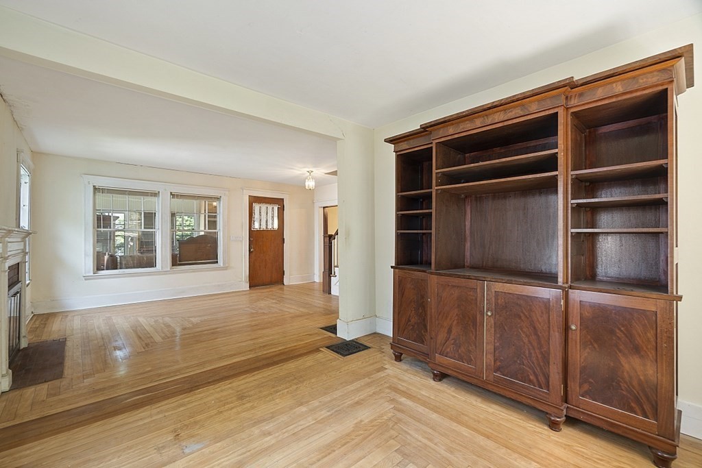 134 Bellevue Road Lynn, MA 01904 - Photo 9 of 36 Gallery Image 9
