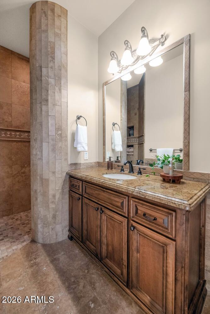 14239 South 14th Street Phoenix, AZ 85048 - Photo 38 of 64 Ensuite Bath #2