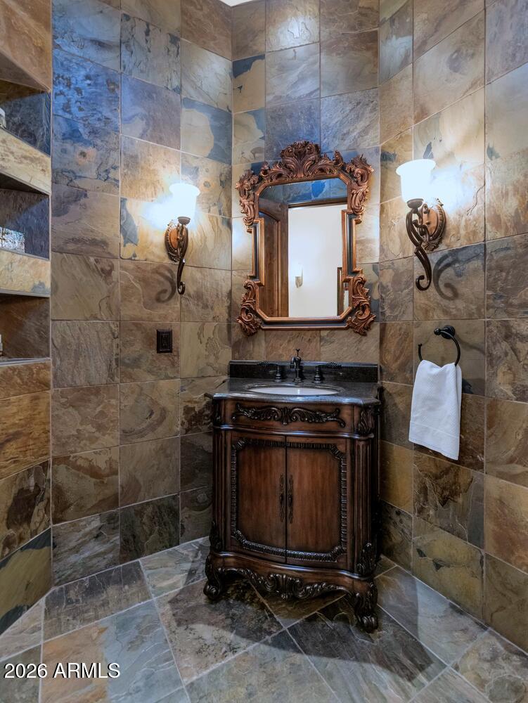 14239 South 14th Street Phoenix, AZ 85048 - Photo 39 of 64 Powder Room