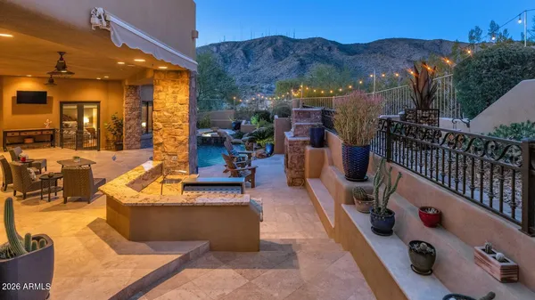 $2,400,000 | 14239 South 14th Street, Phoenix, AZ 85048