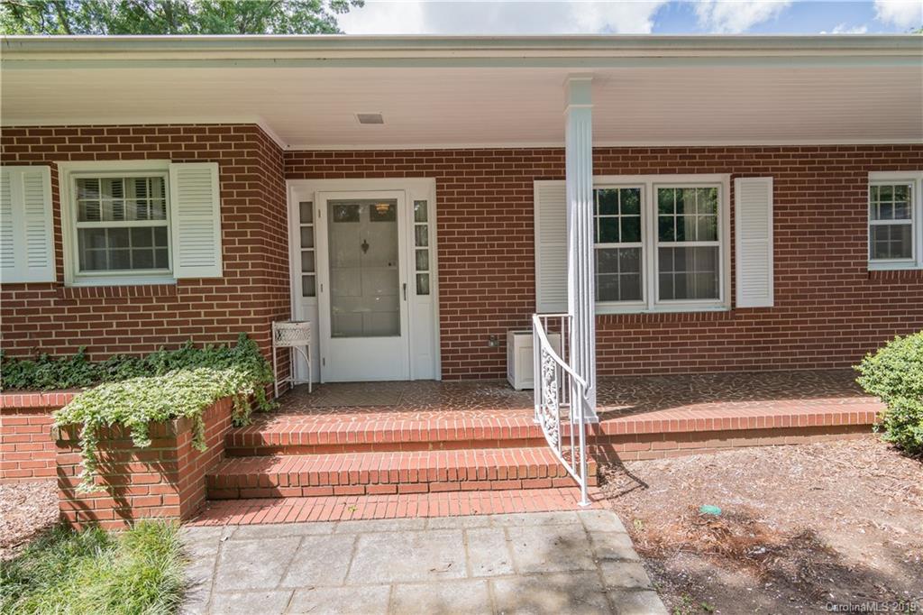 16 Oak Road Salisbury, NC 28144 - Photo 4 of 45 Gallery Image 4