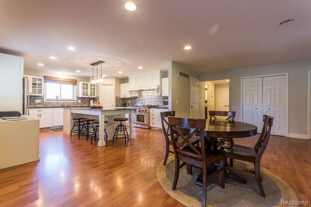 1200 North Livernois Road Rochester, MI 48306 - Photo 6 of 65 2700 livernois-506.jpg