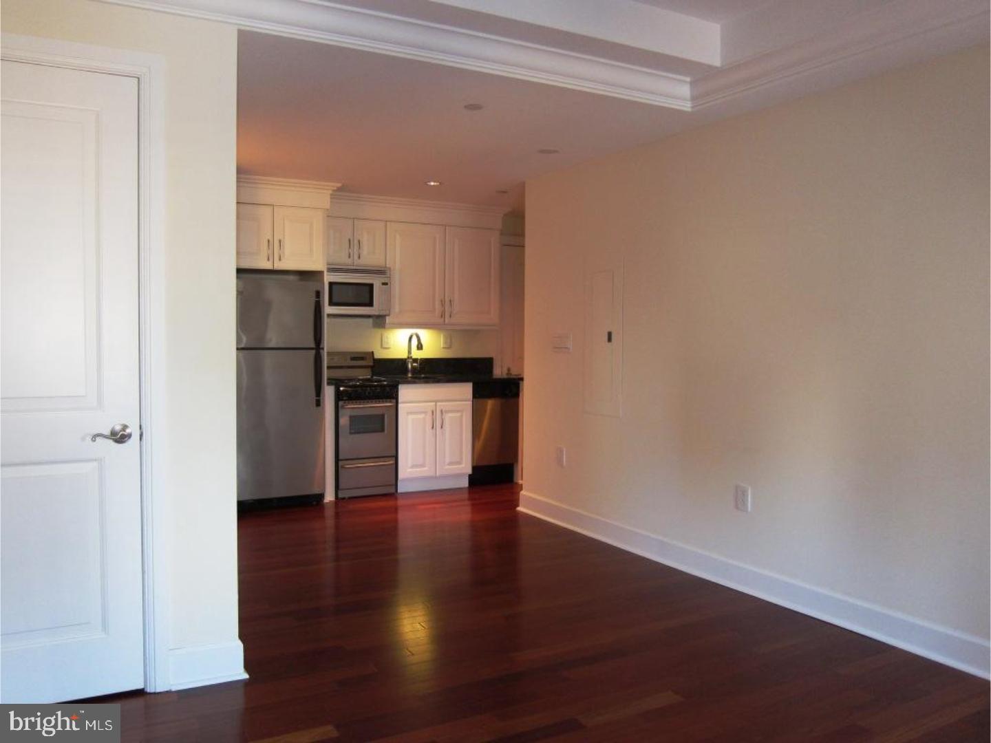 1701 Locust Street, Unit 2003 Philadelphia, PA 19103 - Photo 2 of 8