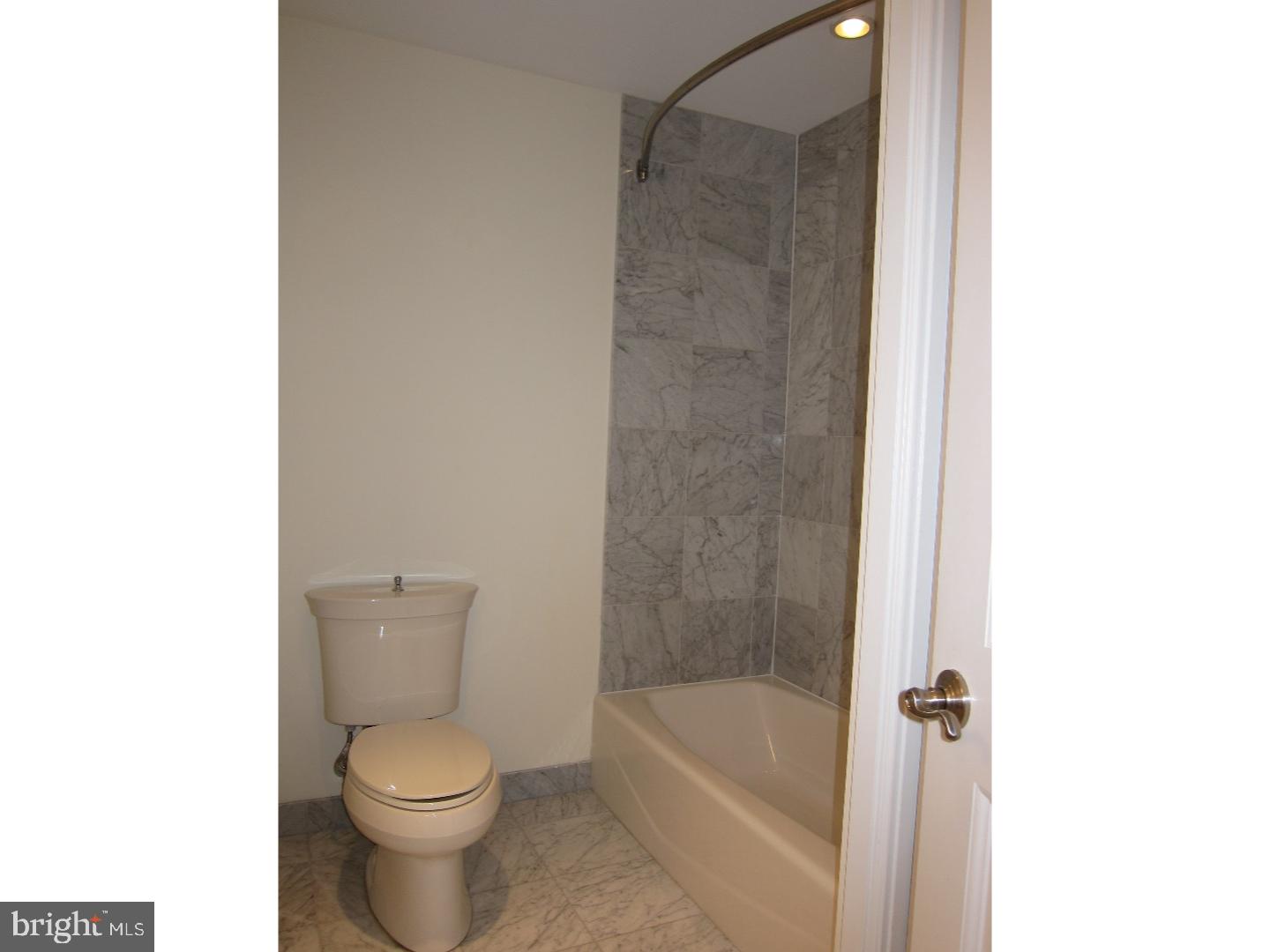 1701 Locust Street, Unit 2003 Philadelphia, PA 19103 - Photo 3 of 8