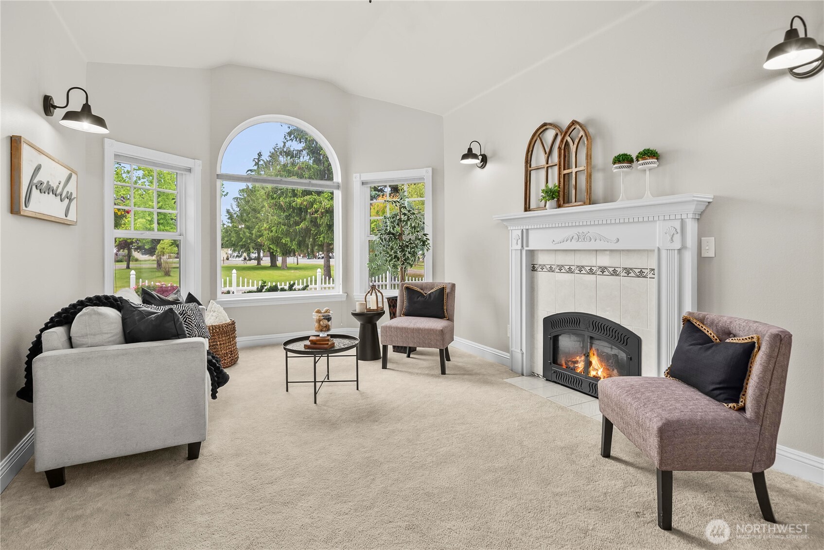 1827 Collins Road Buckley, WA 98321 - Photo 4 of 38
